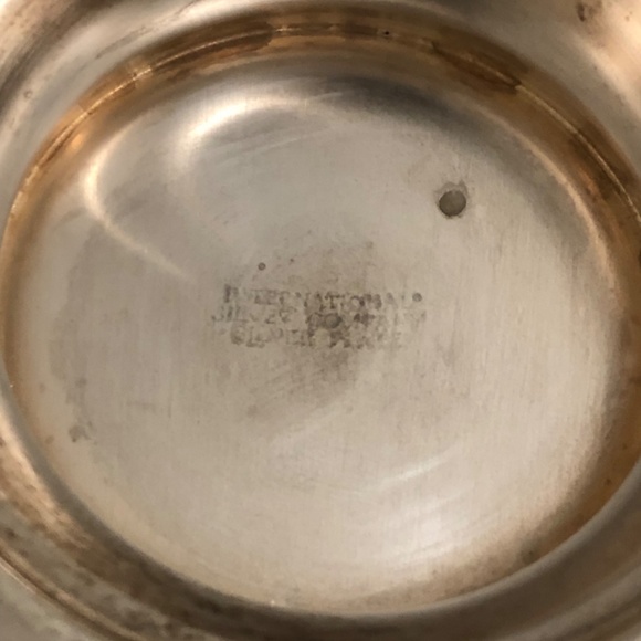 Vintage Champagne Wine Bucket Grape Vine and Leaves Repousse Silverplate - Picture 15 of 15